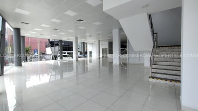 Commercial Floors for Rent in Colombo 08.
